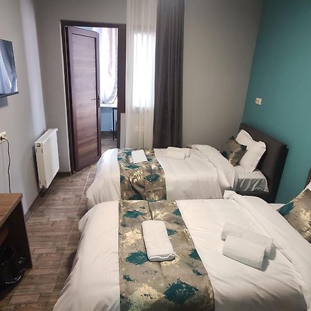 Tbilicity Hotel 트빌리시 외부 사진