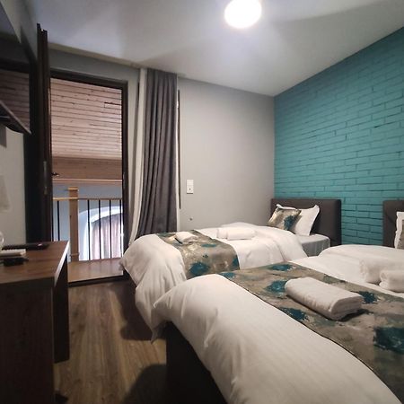 Tbilicity Hotel 트빌리시 외부 사진