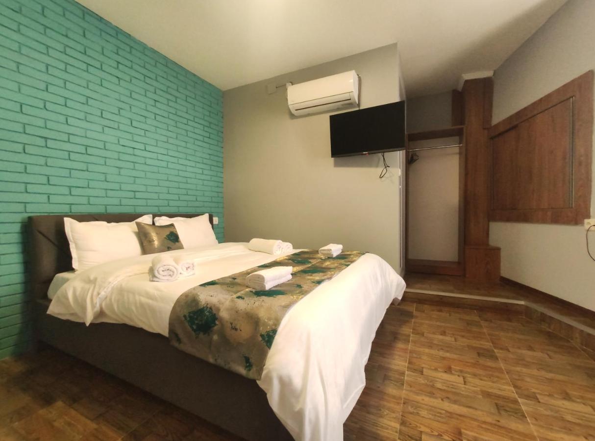 Tbilicity Hotel 트빌리시 외부 사진